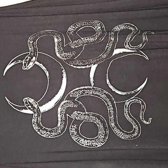 Social Collision Moon Snake Shark Bite Girls Tank Top size 1 - Picture 4 of 5